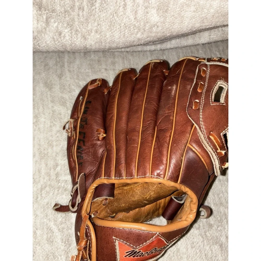 Vintage MacGregor Hank Aaron 715 HRK Leather Baseball Glove Mitt Commemorative